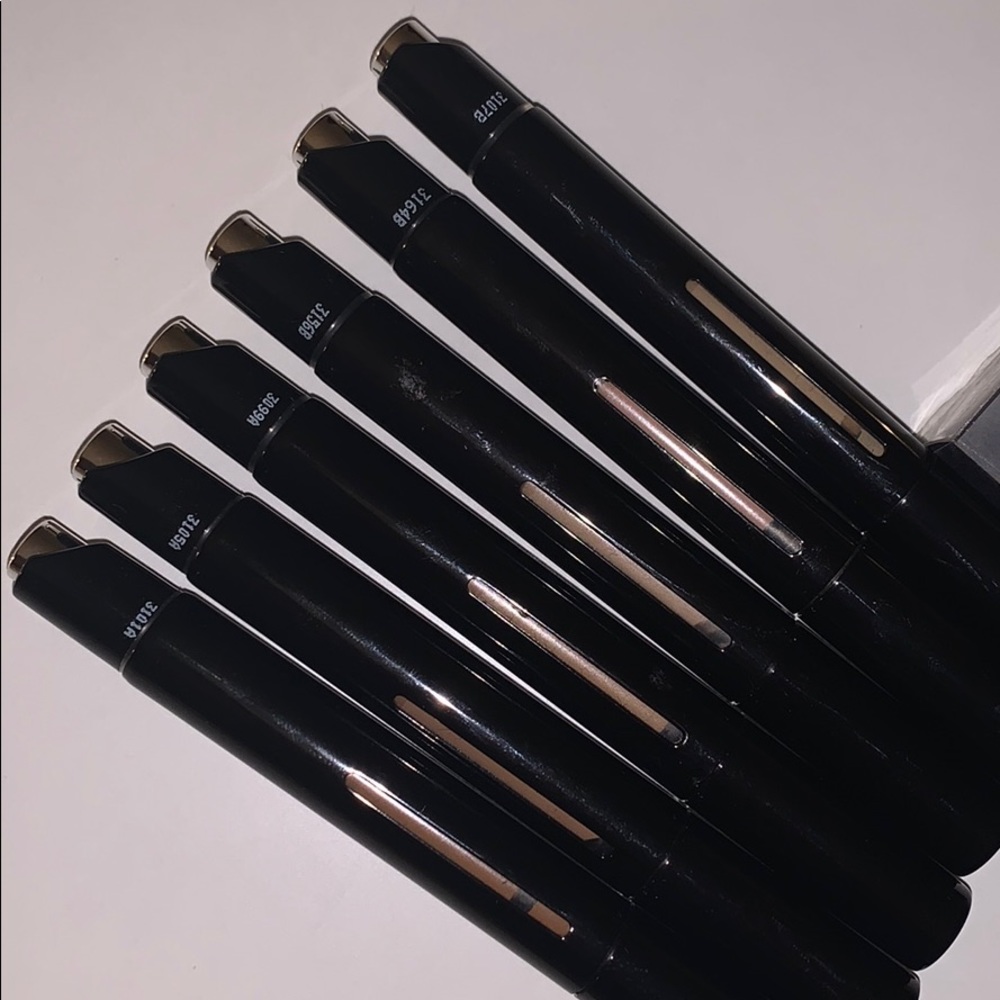 Marc Jacobs concealer pen